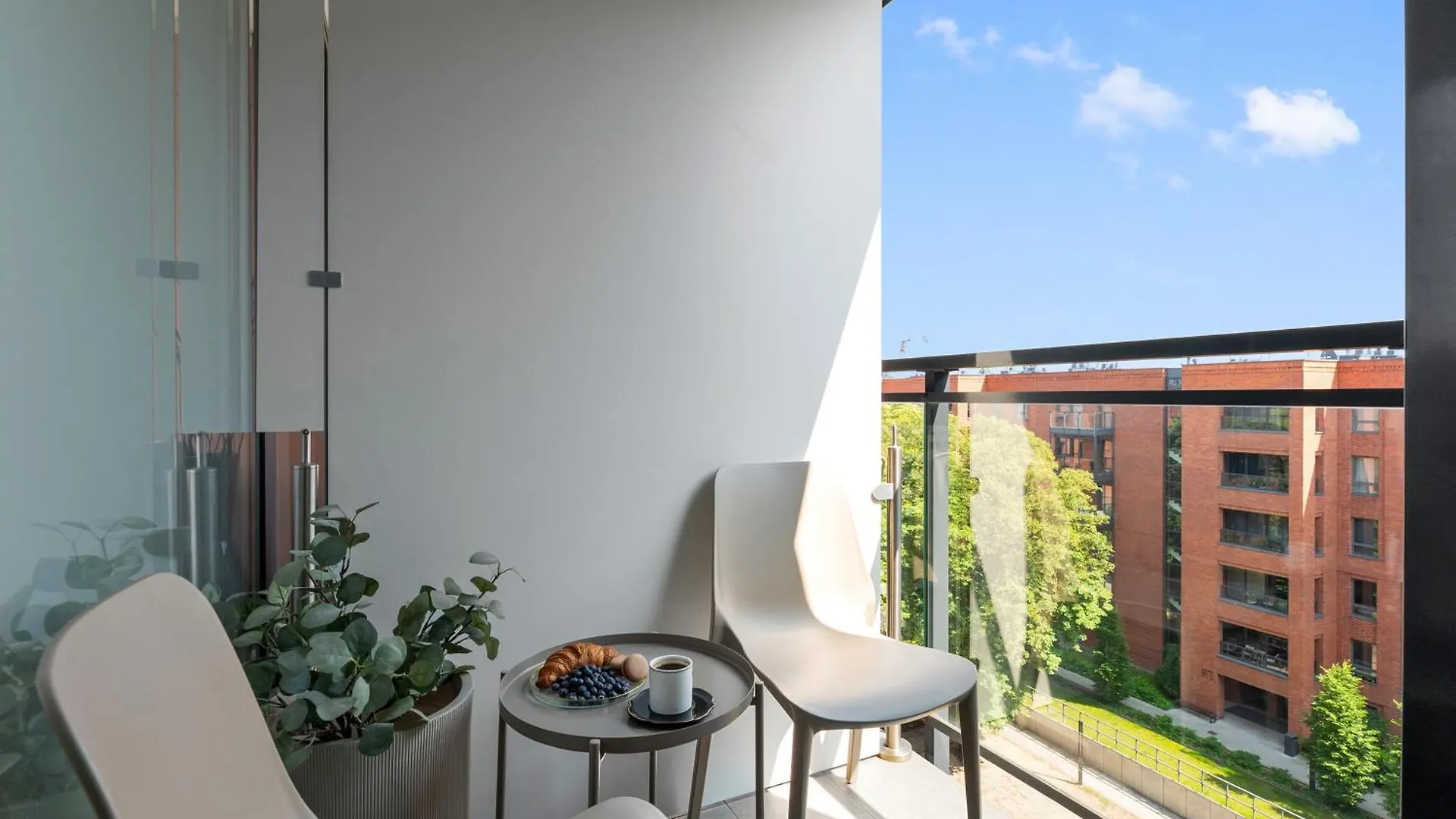 Scala Apartments City Center & Parking By Downtown Apartments Danzig Polen